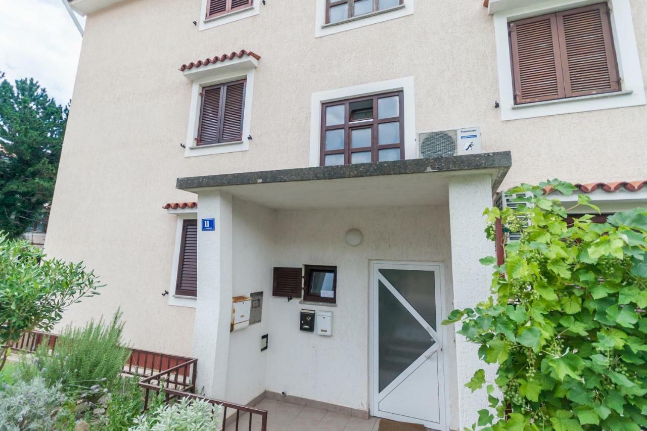 Apartment Glorija With Balcony Baška Exteriér fotografie